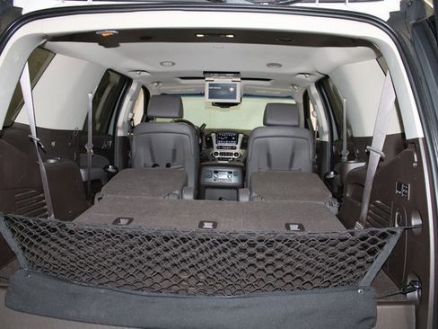 Used 2016 GMC Yukon Denali w/ Open Road Package image 39