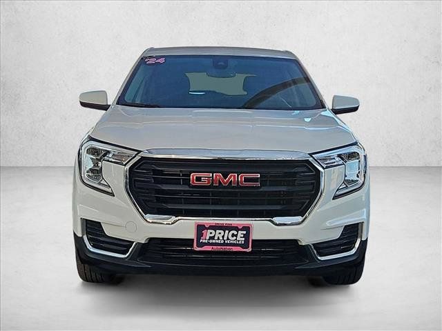 Used 2024 GMC Terrain SLE FWD image 2