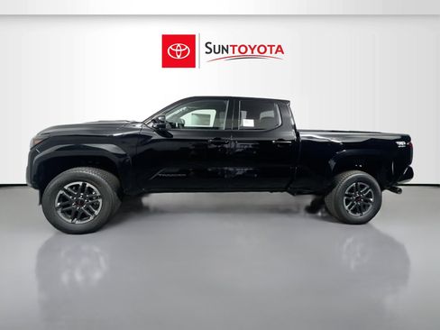 New 2025 Toyota Tacoma TRD Sport image 7
