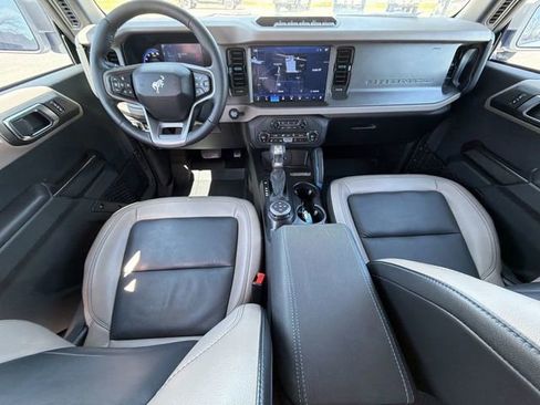 Certified 2024 Ford Bronco Wildtrak image 22
