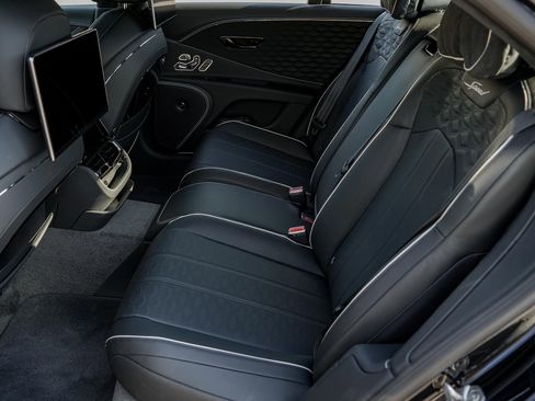 New 2025 Bentley Flying Spur Plug-In Hybrid AWD/4WD image 36