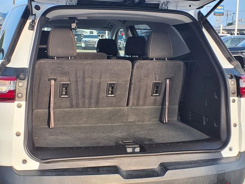 Used 2019 Chevrolet Traverse LS FWD image 29