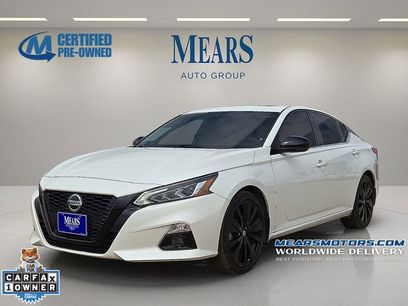 Used 2022 Nissan Altima 2.5 SR w/ Midnight Edition Package