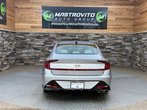 Used 2023 Hyundai Sonata SEL FWD image 9