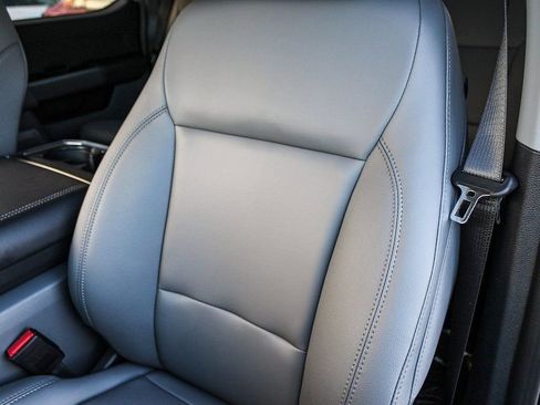 New 2025 Ford F150 Lightning Flash image 25