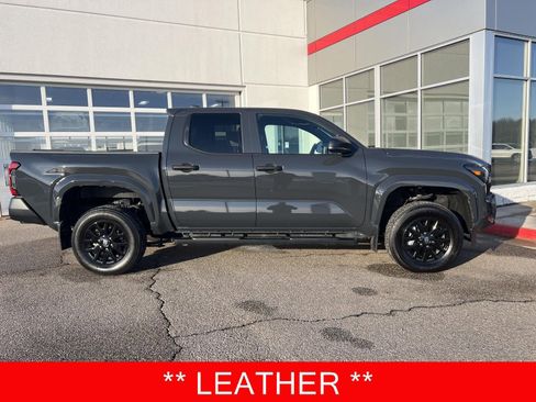 Used 2024 Toyota Tacoma SR image 1