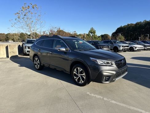 Used 2020 Subaru Outback Touring XT image 4