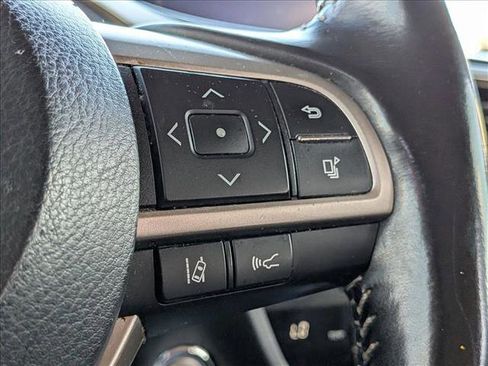 Used 2018 Lexus RX 350L w/ Premium Package image 11