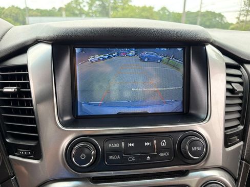 Used 2019 Chevrolet Suburban Premier w/ Premier Plus Edition AWD/4WD image 12