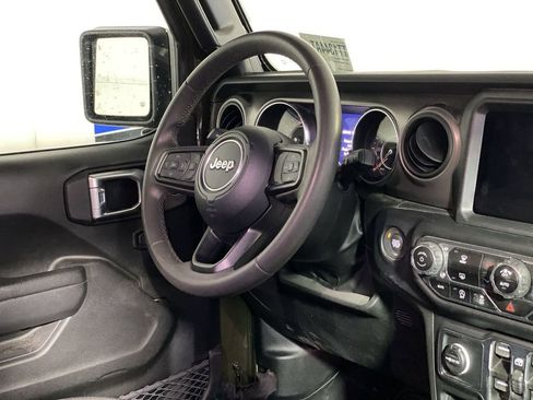 Used 2023 Jeep Wrangler Unlimited Sport w/ Sun And Sound Package AWD/4WD image 10