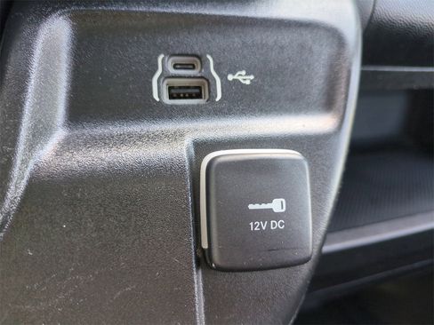 Used 2023 RAM ProMaster 2500 image 24