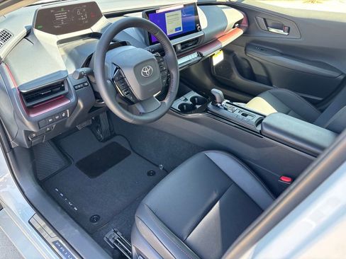 New 2026 Toyota Prius Plug-In Hybrid image 8