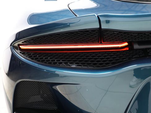 Used 2021 McLaren GT RWD image 70