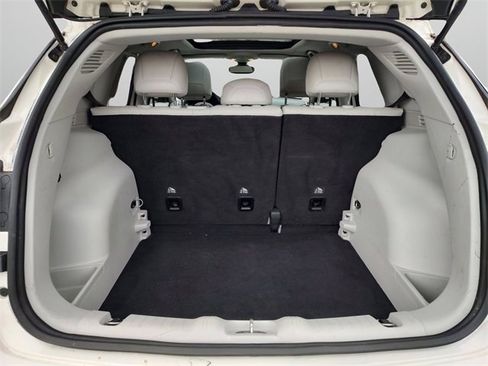 Certified 2018 Jeep Compass Latitude w/ Popular Equipment Group image 34