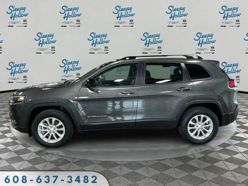 Used 2022 Jeep Cherokee Latitude Lux w/ Sun & Sound Group AWD/4WD image 8
