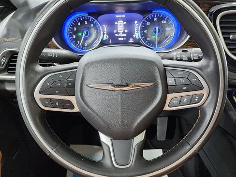 Used 2021 Chrysler Pacifica Pinnacle AWD/4WD image 11