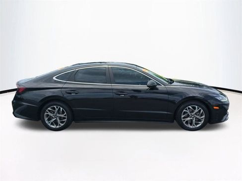 Used 2021 Hyundai Sonata SEL w/ Preferred Accessory Package FWD image 4
