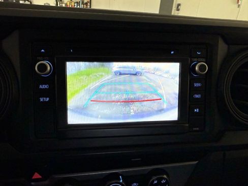 Used 2017 Toyota Tacoma SR w/ SR Convenience Package AWD/4WD image 19