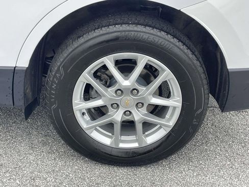 Used 2023 Chevrolet Equinox LT image 24