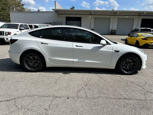 Used 2023 Tesla Model 3 Standard Range image 8