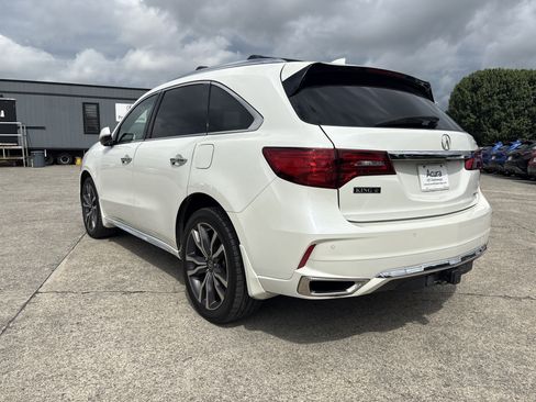 Used 2019 Acura MDX SH-AWD w/ Advance Package image 3