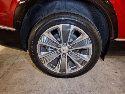 New 2026 Cadillac Vistiq Luxury image 5