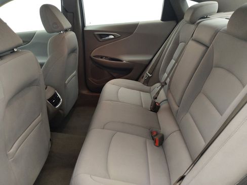 Used 2022 Chevrolet Malibu LT FWD image 18