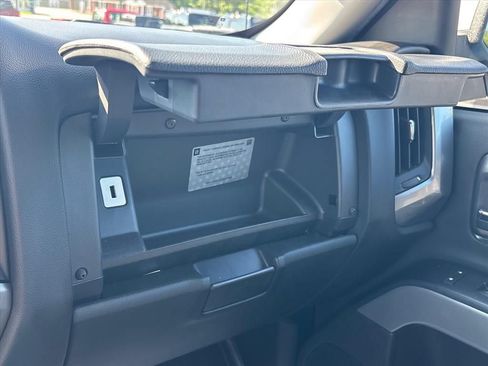 Used 2018 Chevrolet Silverado 1500 LT w/ All Star Edition AWD/4WD image 35