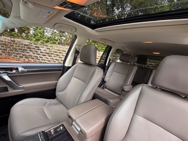 Certified 2023 Lexus GX 460 Premium w/ Accessory Package AWD/4WD image 29