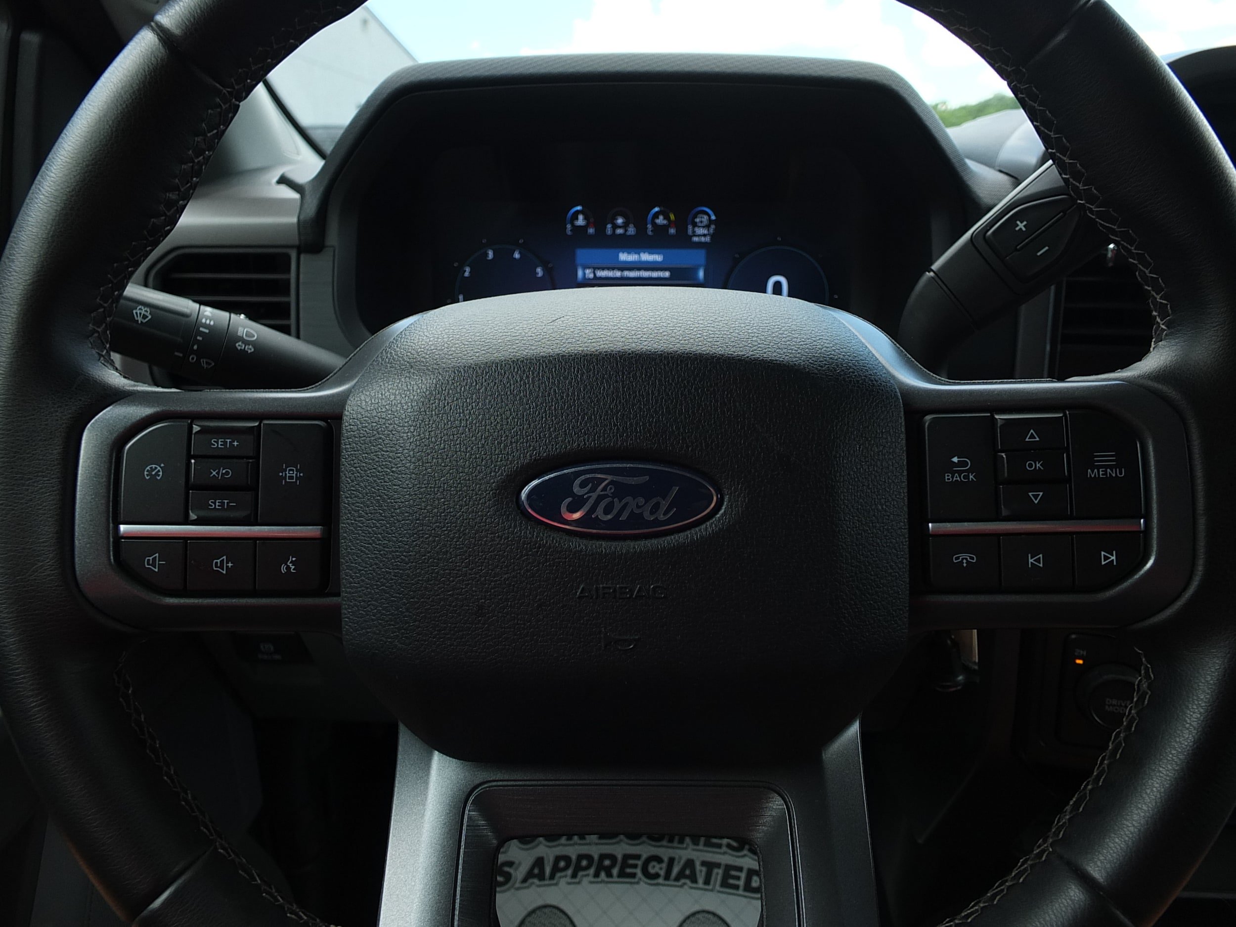 Used 2025 Ford F150 XLT w/ Equipment Group 301A Standard AWD/4WD image 17