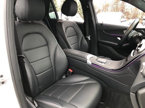 Used 2022 Mercedes-Benz GLC 300 4MATIC w/ Driver Assistance Package image 34