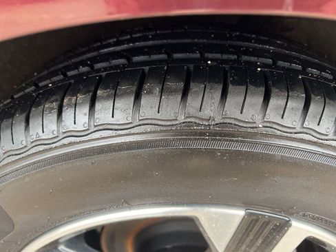 Certified 2024 Nissan Sentra SV image 40