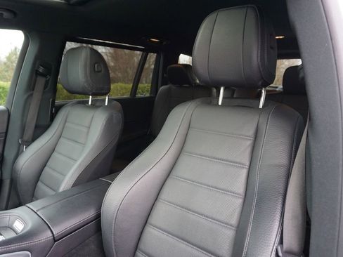 Certified 2020 Mercedes-Benz GLS 450 4MATIC image 11