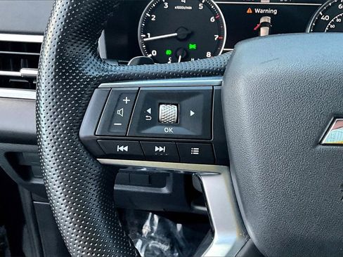 Used 2024 Mitsubishi Outlander SE Black Edition image 18