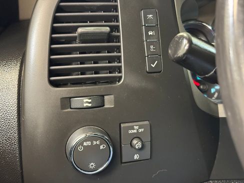 Used 2009 Chevrolet Silverado 2500 LT w/ Exterior Plus Package image 23