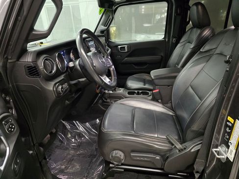 Certified 2021 Jeep Wrangler Unlimited Sahara image 16
