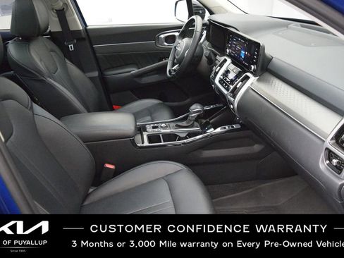 Certified 2022 Kia Sorento SX image 16