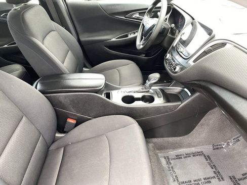 Used 2024 Chevrolet Malibu LT FWD image 10