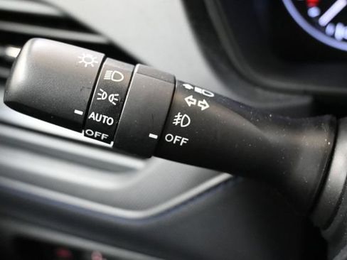 Used 2025 Subaru Forester Premium AWD/4WD image 28