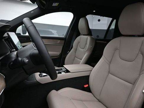 New 2026 Volvo XC90 B6 Ultra w/ Protection Package AWD/4WD image 10