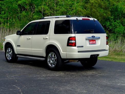 Used 2008 Ford Explorer Limited RWD image 8