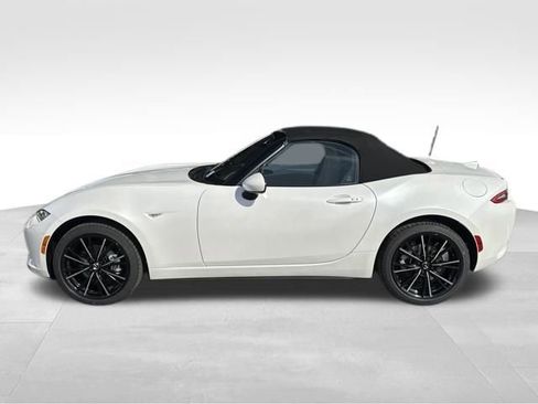 New 2026 MAZDA MX-5 Miata Grand Touring RWD image 2