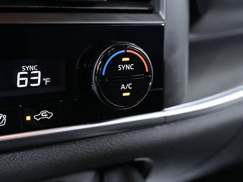 Certified 2023 Nissan Rogue SV AWD/4WD image 19