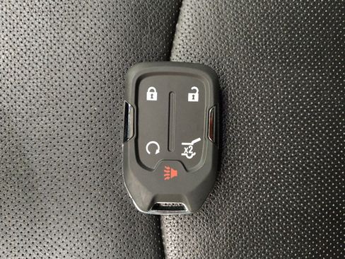 Used 2022 GMC Terrain SLT w/ Infotainment Package II AWD/4WD image 32