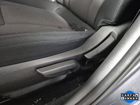 Used 2023 Subaru Crosstrek 2.0i image 15