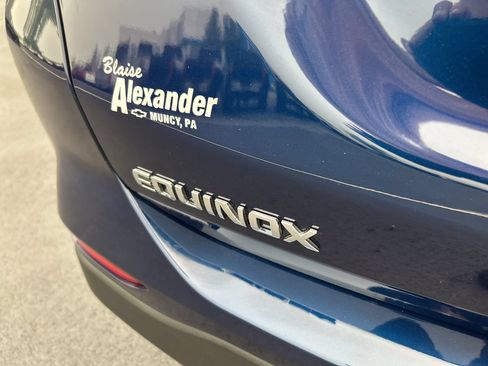 Used 2022 Chevrolet Equinox LT AWD/4WD image 11