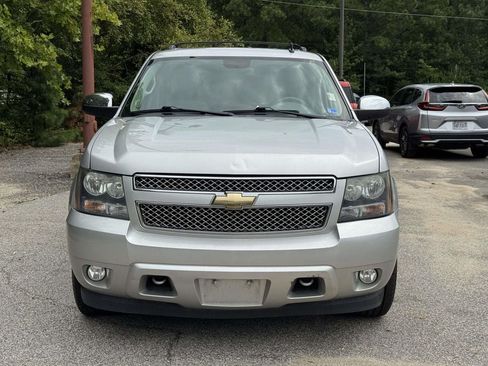 Used 2011 Chevrolet Tahoe LTZ AWD/4WD image 27