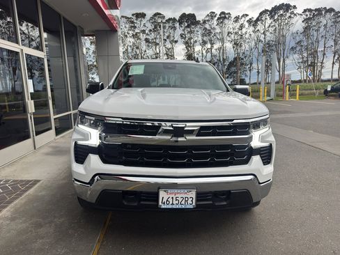 Used 2022 Chevrolet Silverado 1500 LT w/ Z71 Off-Road Package image 22
