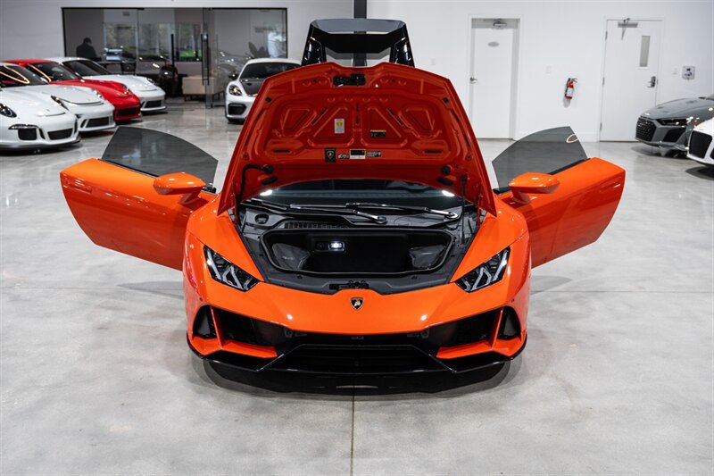 Used 2020 Lamborghini Huracan EVO AWD/4WD image 37