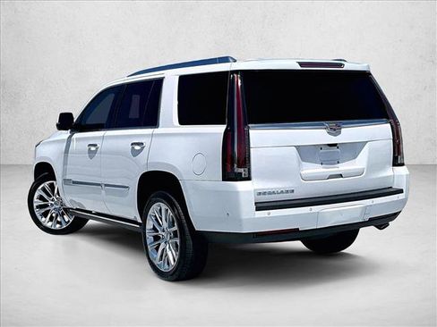 Used 2019 Cadillac Escalade Premium Luxury RWD image 13